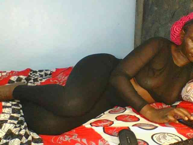 Silentqueen93 webcam