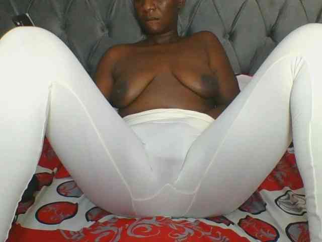 Silentqueen93 webcam