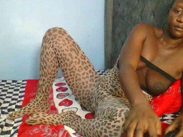 Silentqueen93 webcam