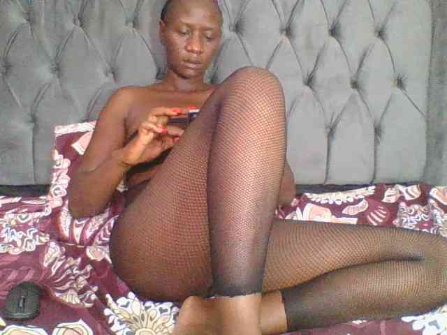 Silentqueen93 webcam