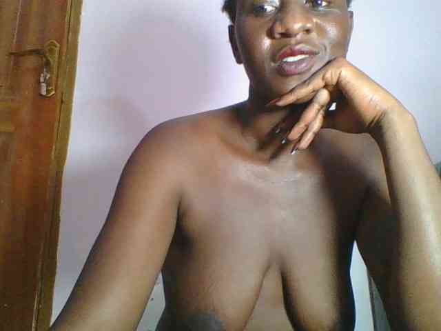 Silentqueen93 webcam