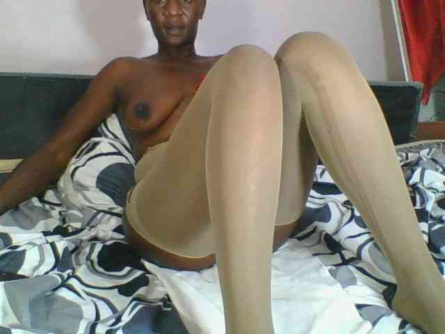 Silentqueen93 webcam