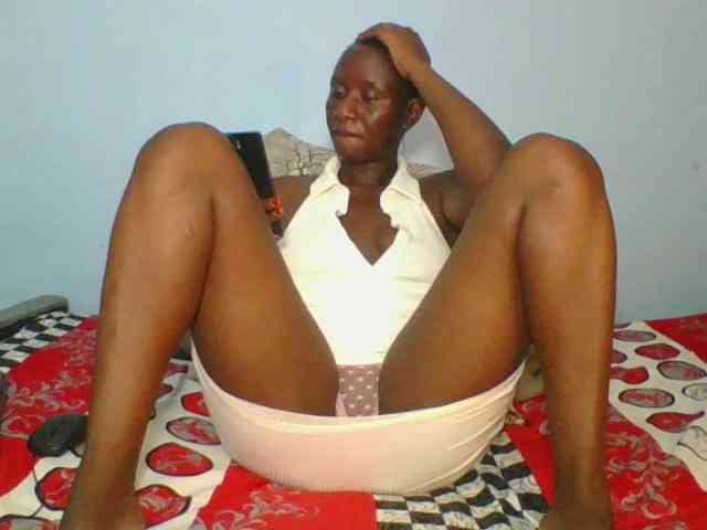 Silentqueen93 webcam