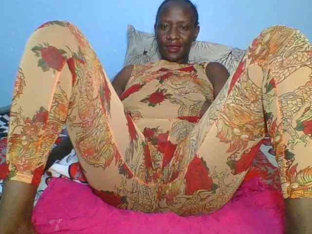 Silentqueen93 webcam