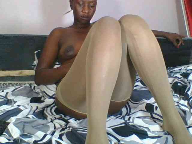 Silentqueen93 webcam