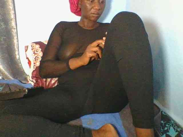 Silentqueen93 webcam