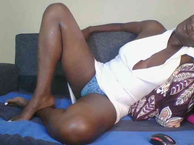 Silentqueen93 webcam