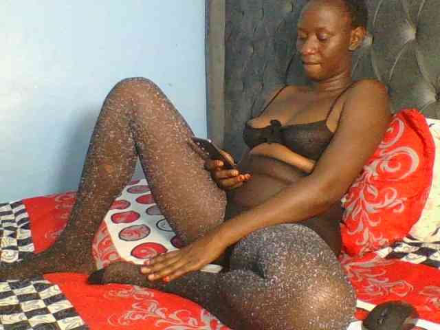 Silentqueen93 webcam