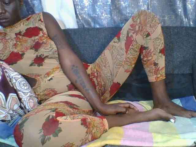 Silentqueen93 webcam