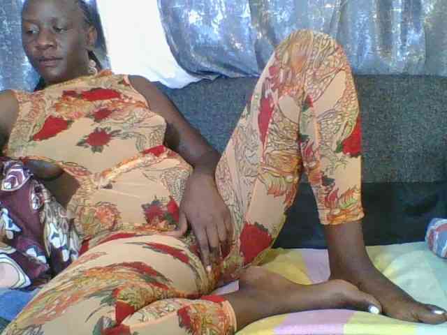 Silentqueen93 webcam