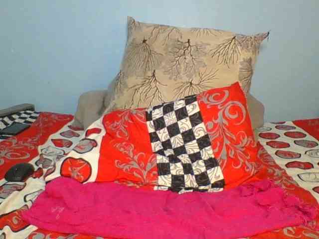 Silentqueen93 webcam