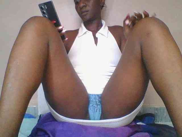 Silentqueen93 webcam