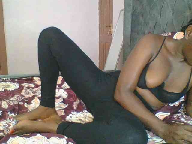 Silentqueen93 webcam