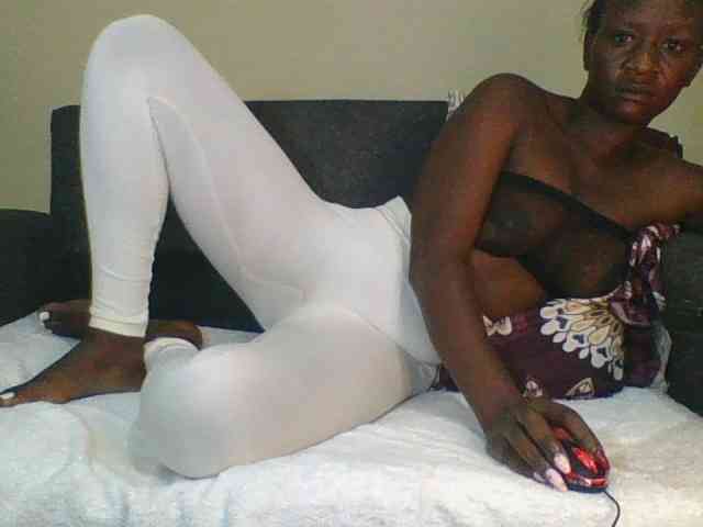 Silentqueen93 webcam