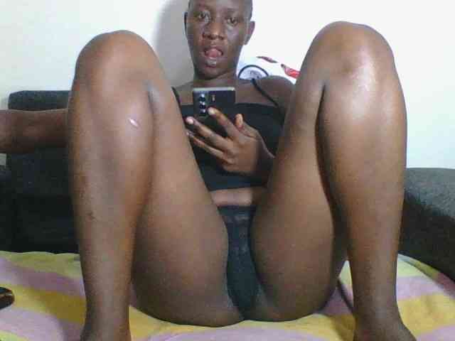 Silentqueen93 webcam