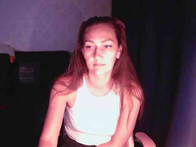 Lesya33 webcam