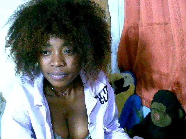 striptease web cam Honoratte