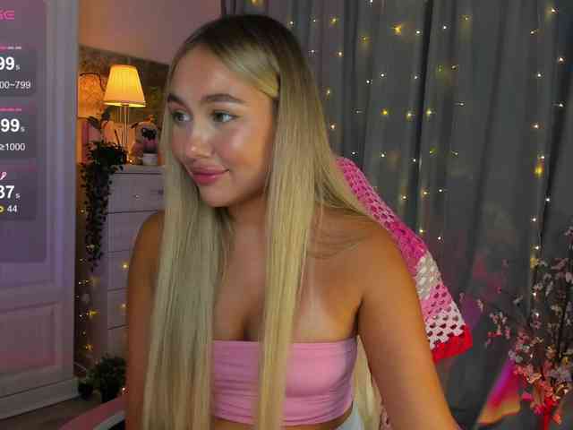 -Loneve- Live Webcam on BongaCams