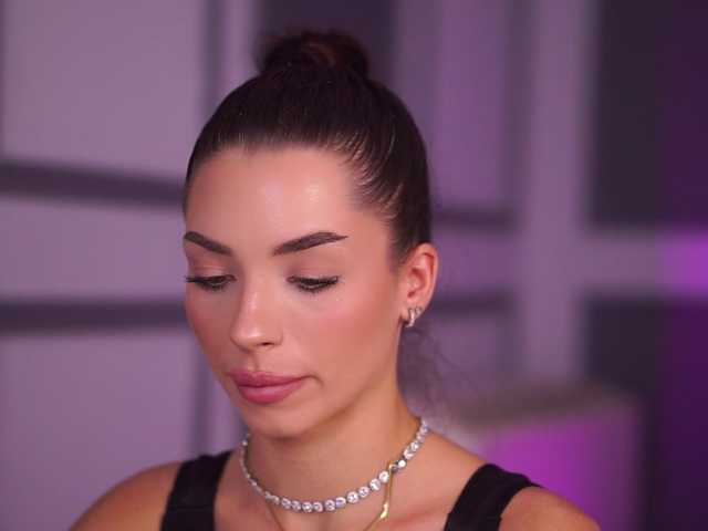 LalaRoze from BongaCams