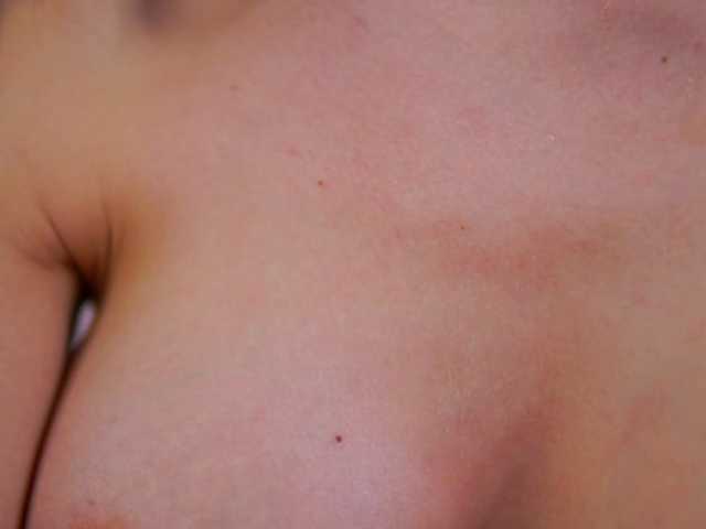 LalaRoze's BongaCams show and profile