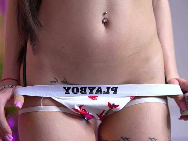 LalaRoze's BongaCams show and profile