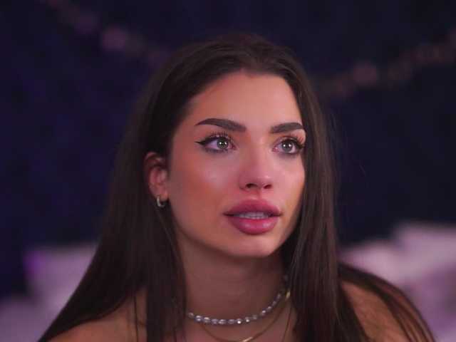 LalaRoze's BongaCams show and profile