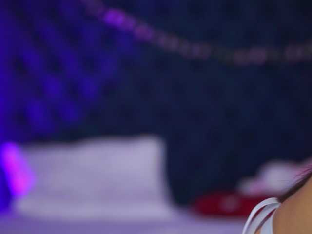 LalaRoze's BongaCams show and profile