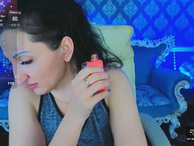 MissRossi live cam profile