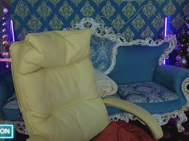 MissRossi's BongaCams show and profile