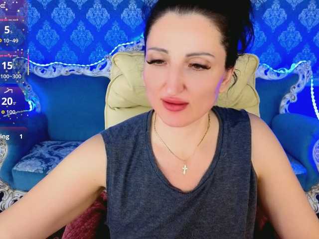 MissRossi's BongaCams show and profile