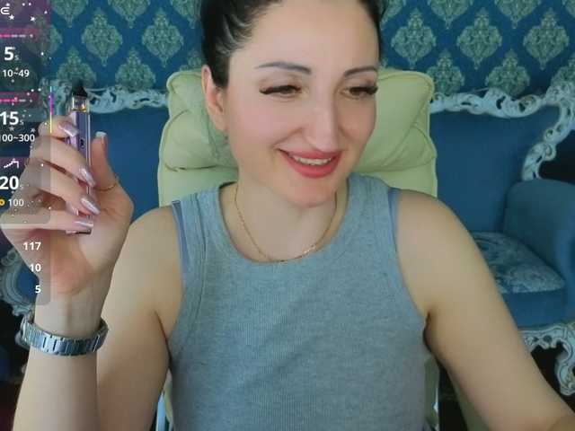 MissRossi's BongaCams show and profile