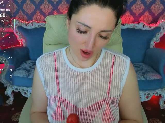 MissRossi's BongaCams show and profile