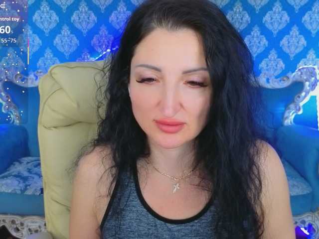 MissRossi's BongaCams show and profile