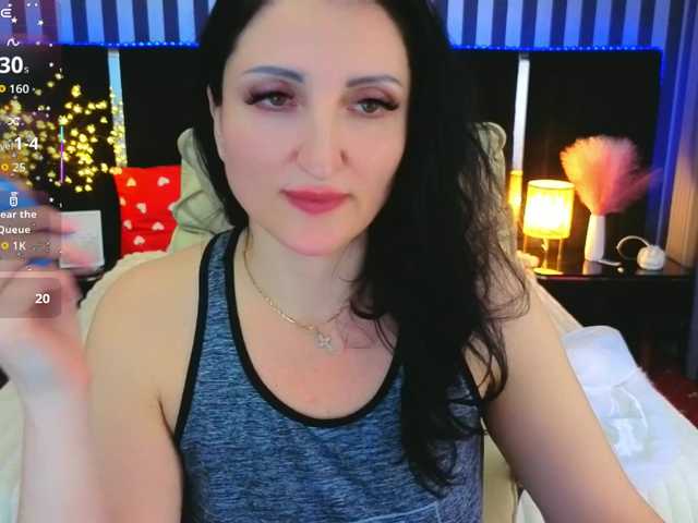 MissRossi's BongaCams show and profile