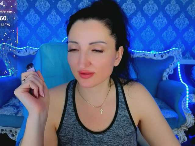 MissRossi's BongaCams show and profile