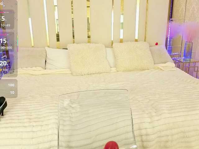 MissRossi's BongaCams show and profile