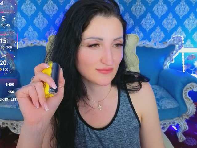 MissRossi's BongaCams show and profile