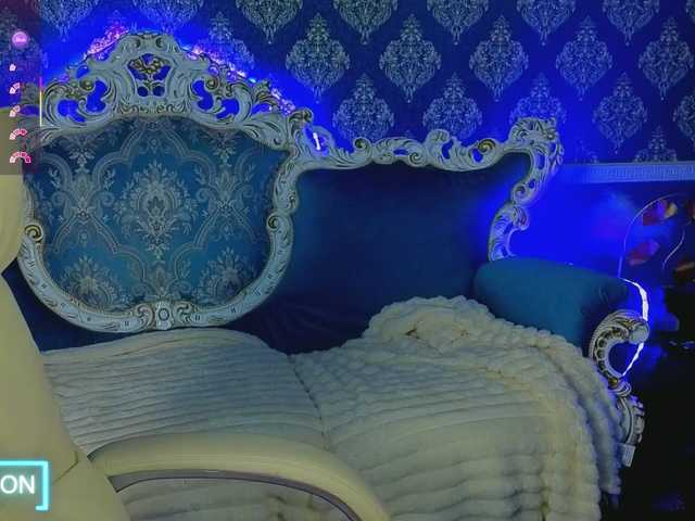 MissRossi's BongaCams show and profile