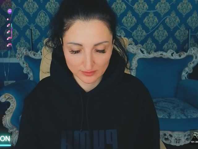 MissRossi's BongaCams show and profile