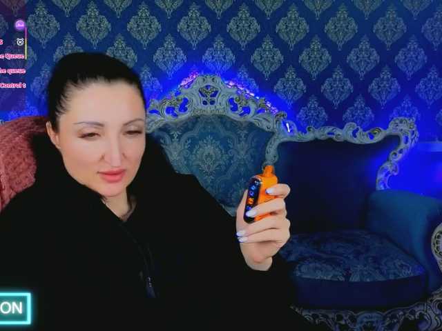 MissRossi's BongaCams show and profile