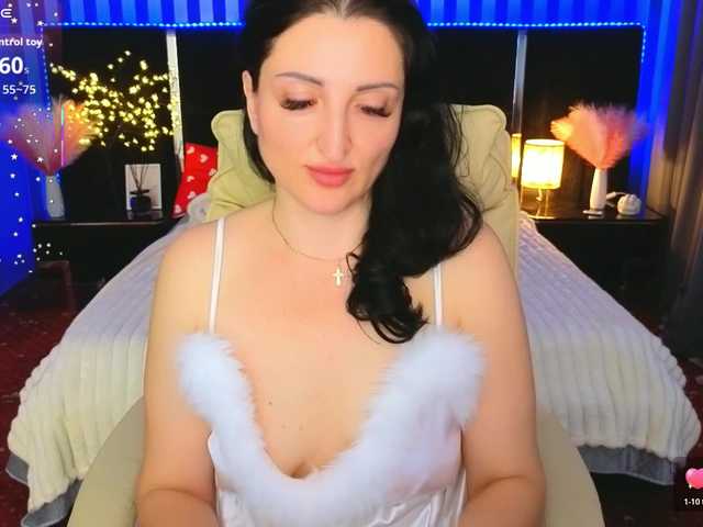 MissRossi's BongaCams show and profile