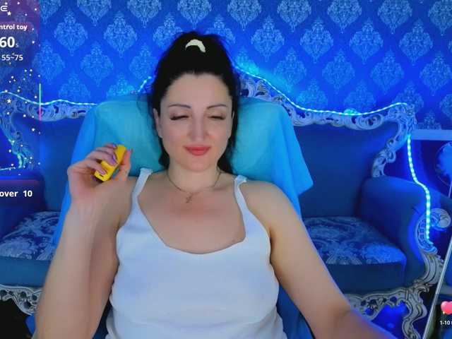 MissRossi's BongaCams show and profile