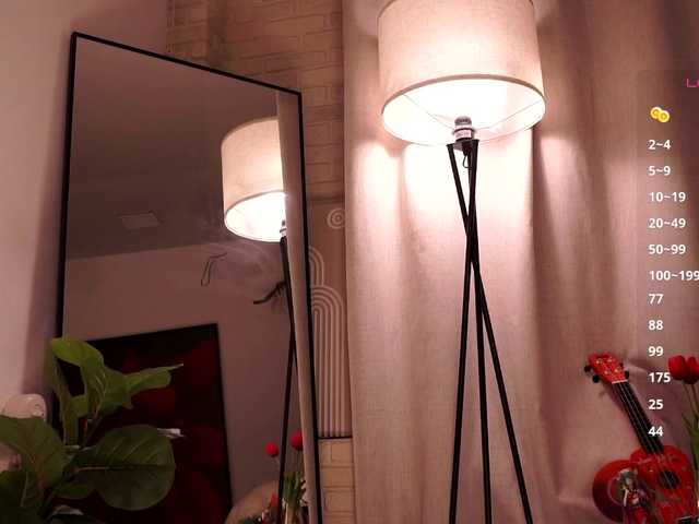 Lana-Haze's BongaCams show and profile