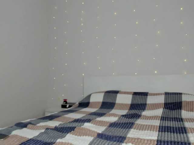  Crystal-Charm chat room