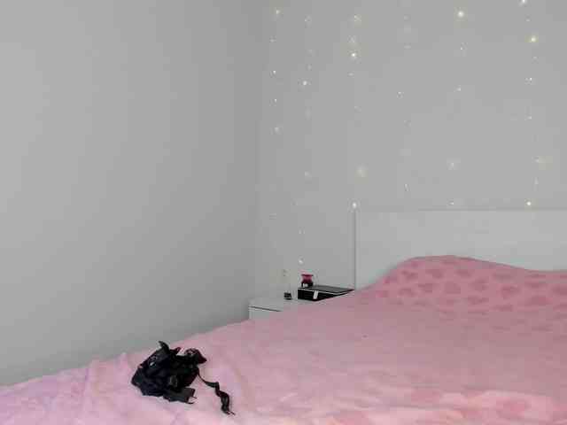 Crystal-Charm webcam