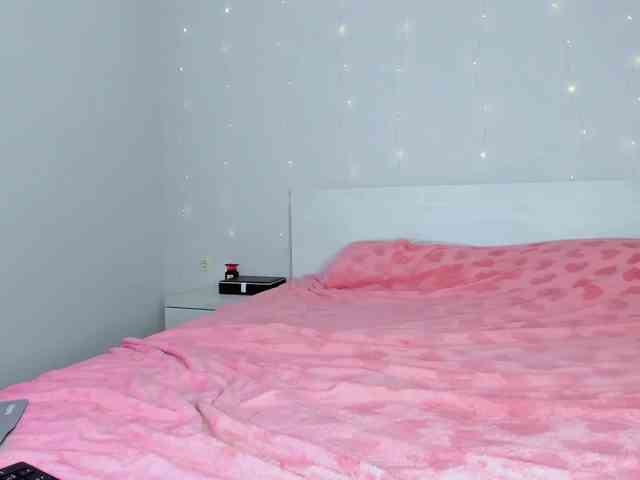 Crystal-Charm webcam