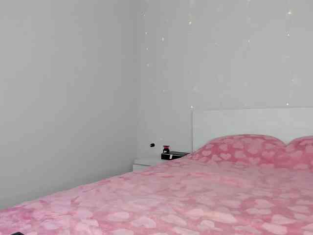 Crystal-Charm webcam