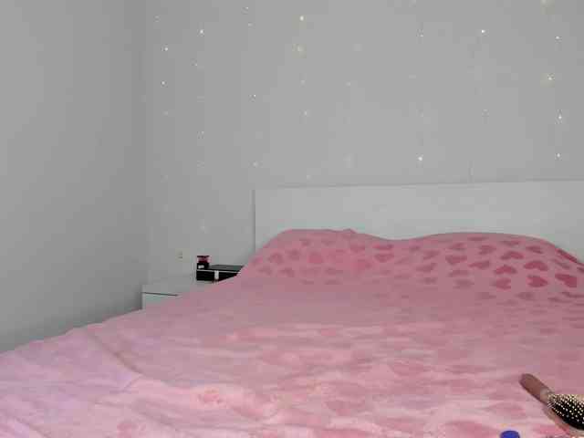 Crystal-Charm webcam