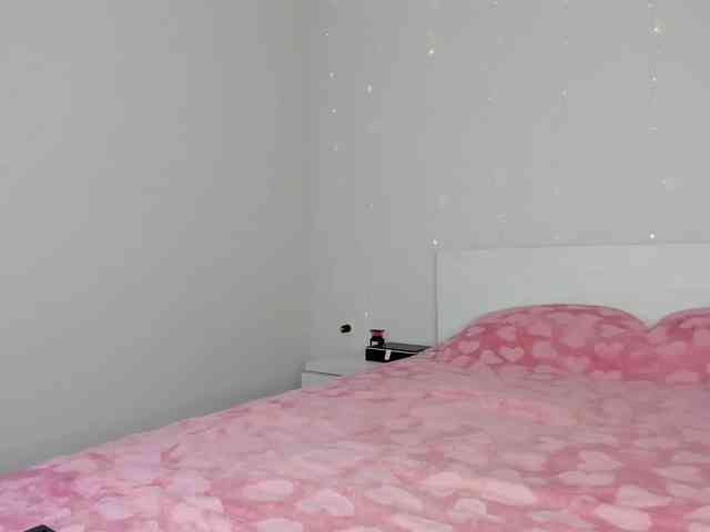 Crystal-Charm webcam