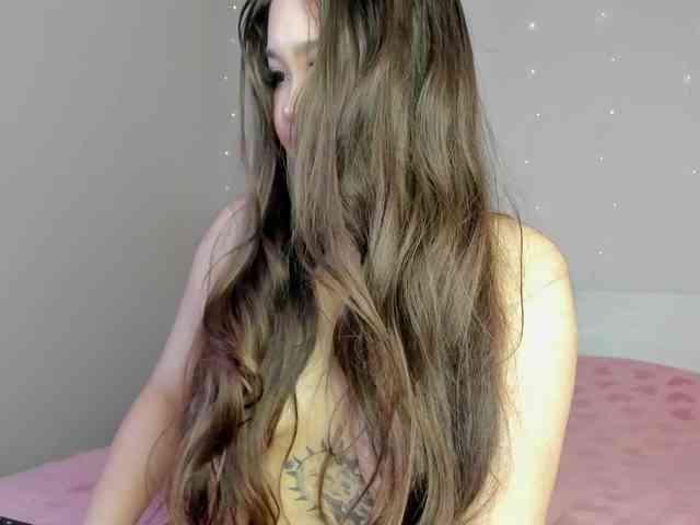 Crystal-Charm webcam